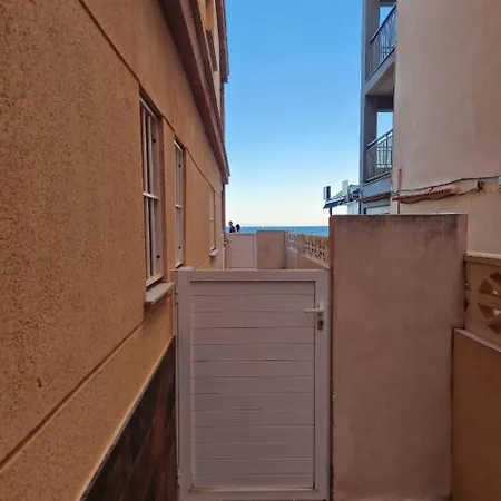 Lovely Flat, Ground Floor, With Fast Wifi, Ac And Heating * Bellreguard